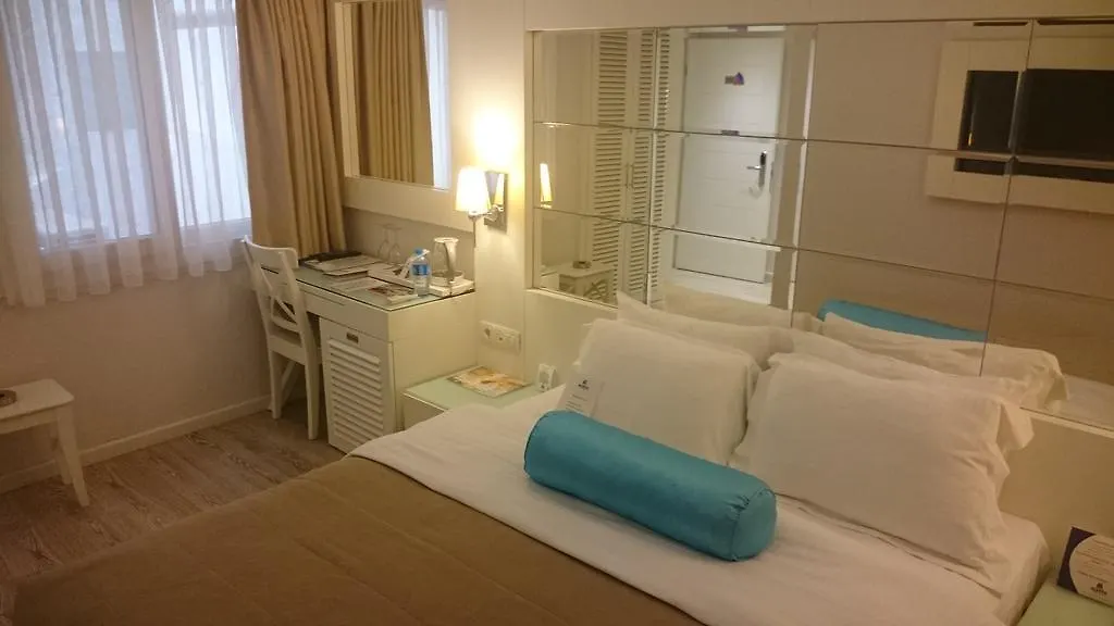 Alesta Residence فتحية 0*,